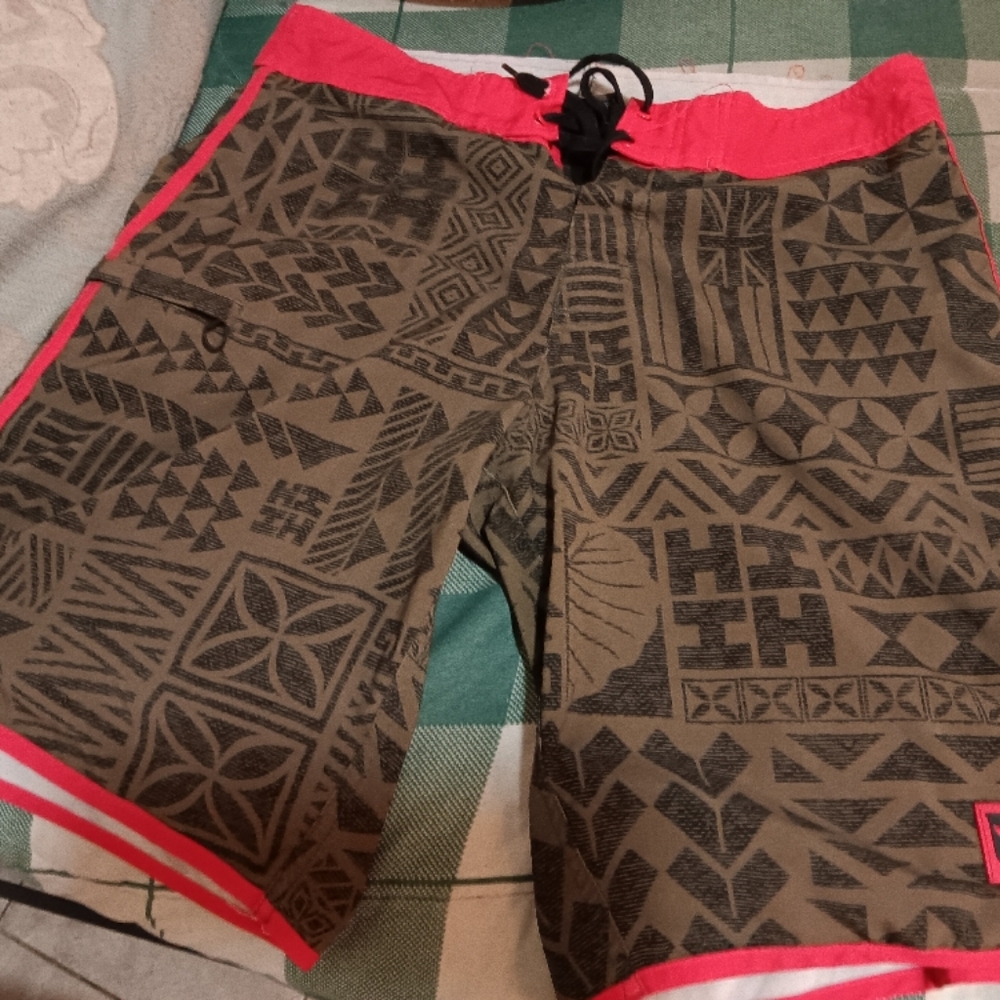 Quiksilver Red and Brown Patterned Men's Shorts